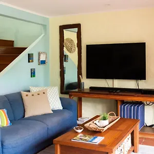 https://number-2-on-the-beach-beautiful-beachfront-villa.cairnshotels4all.com