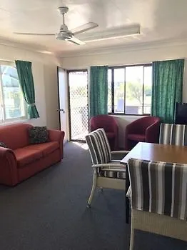Pacific Sun Bargara Motel 3*,